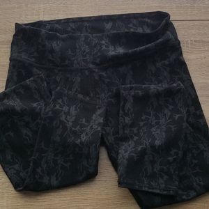 Black floral Fabletics leggings